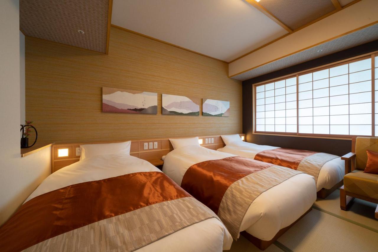 Отель Kyoto Umekoji Kadensho Экстерьер фото A room at the hotel