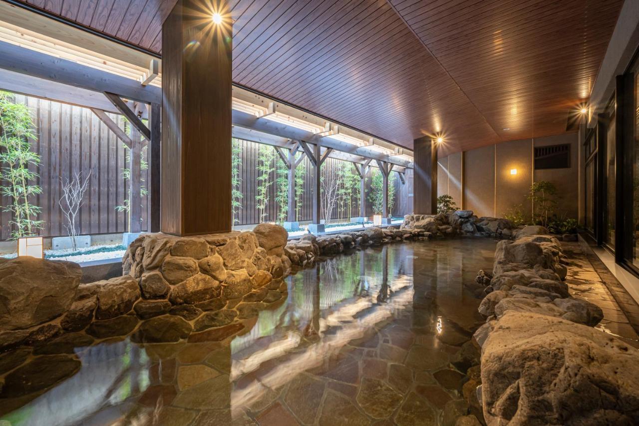 Отель Kyoto Umekoji Kadensho Экстерьер фото A modern onsen in Japan