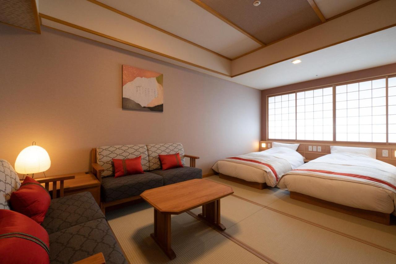 Отель Kyoto Umekoji Kadensho Экстерьер фото A room at the hotel
